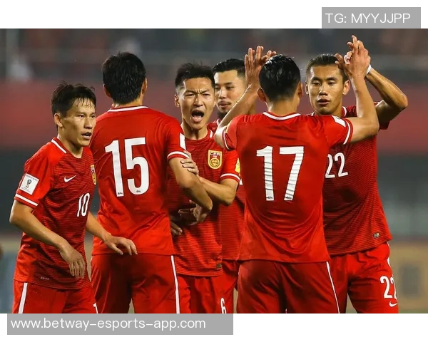 中国足球队当家球星的崛起与挑战：从国内赛场到国际舞台的全面分析