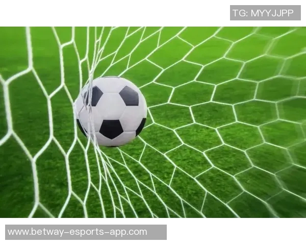 炫酷动态壁纸展现绿茵激情足球巨星点亮你的掌上世界 炫酷动态壁纸展现绿茵激情足球巨星点亮你的掌上世界